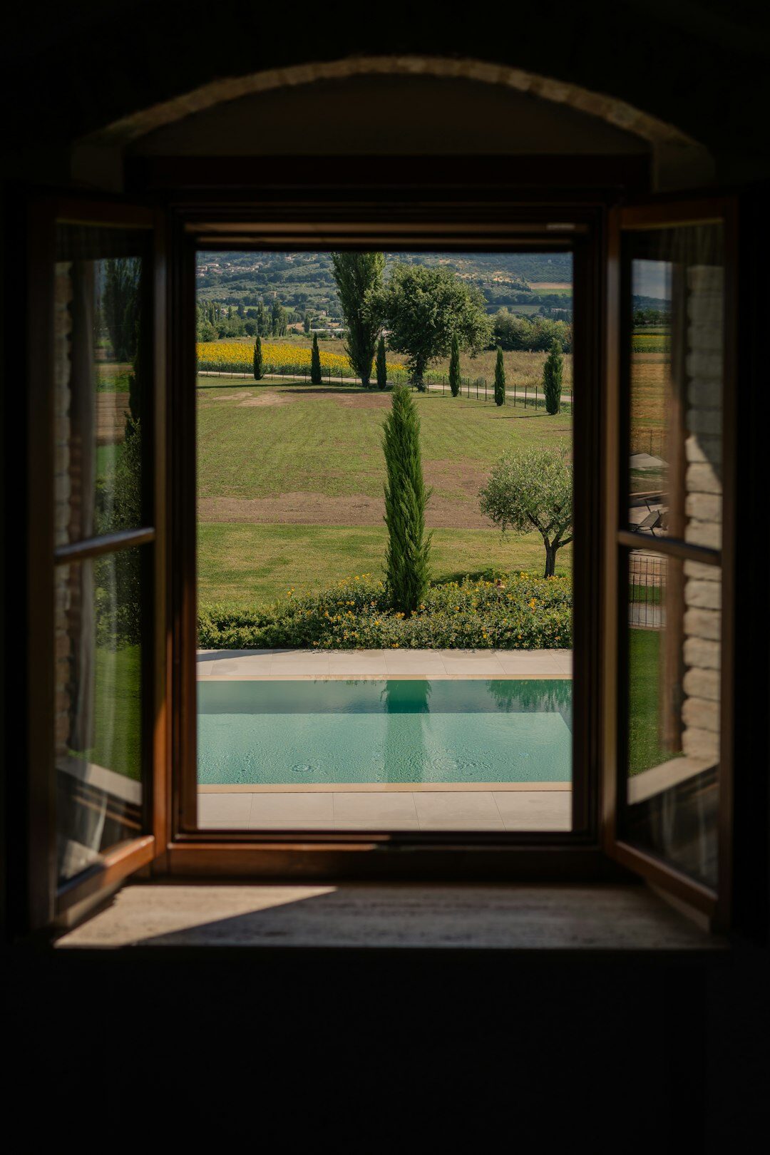 luxury villa pool view